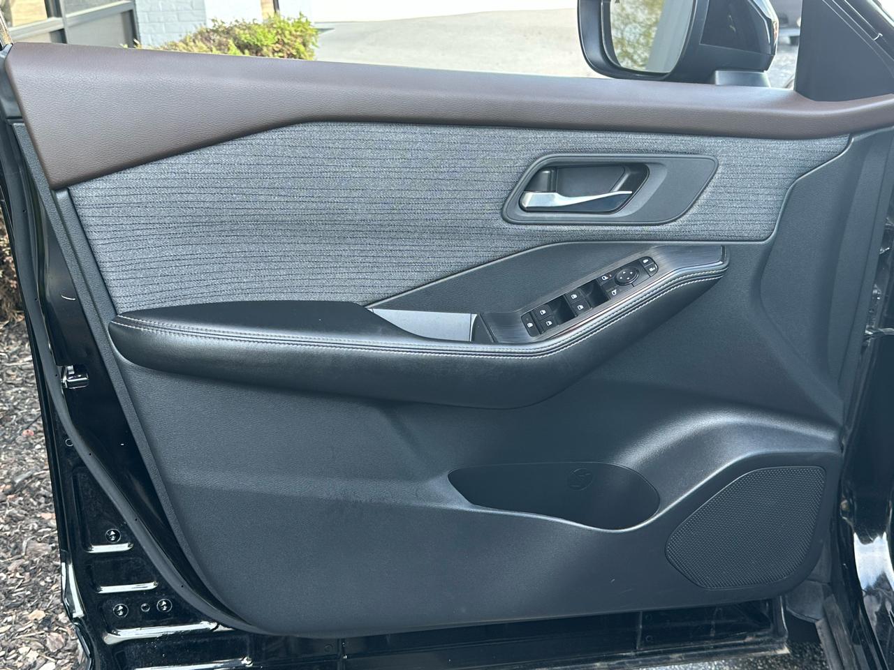 Nissan Rogue AWD SV 2023