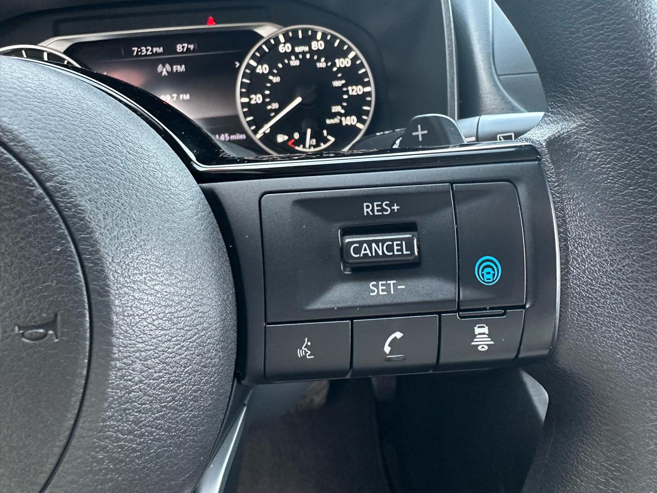 Nissan Rogue AWD SV 2023