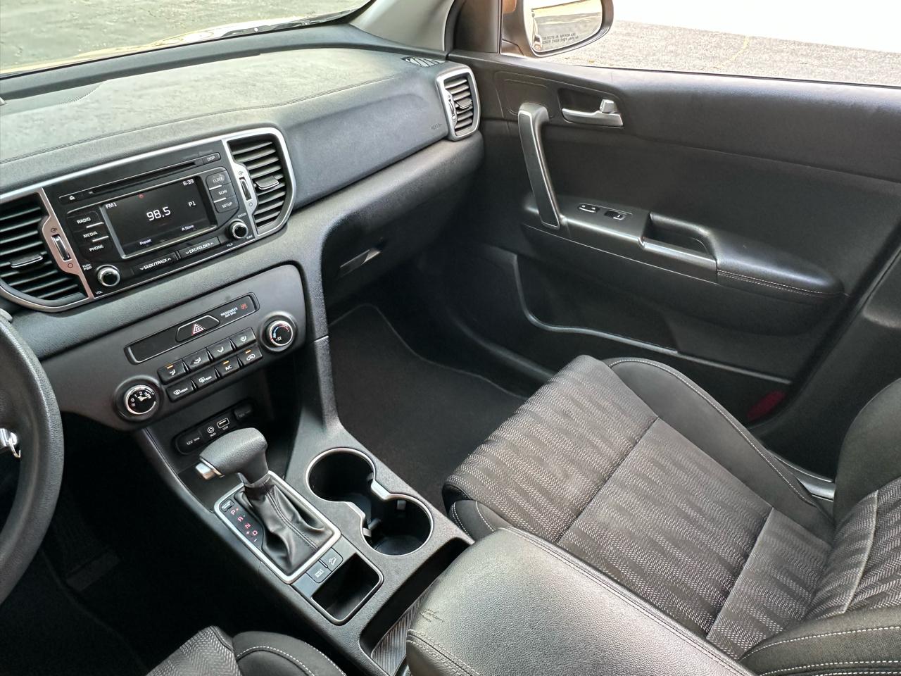 Kia Sportage LX FWD 2019