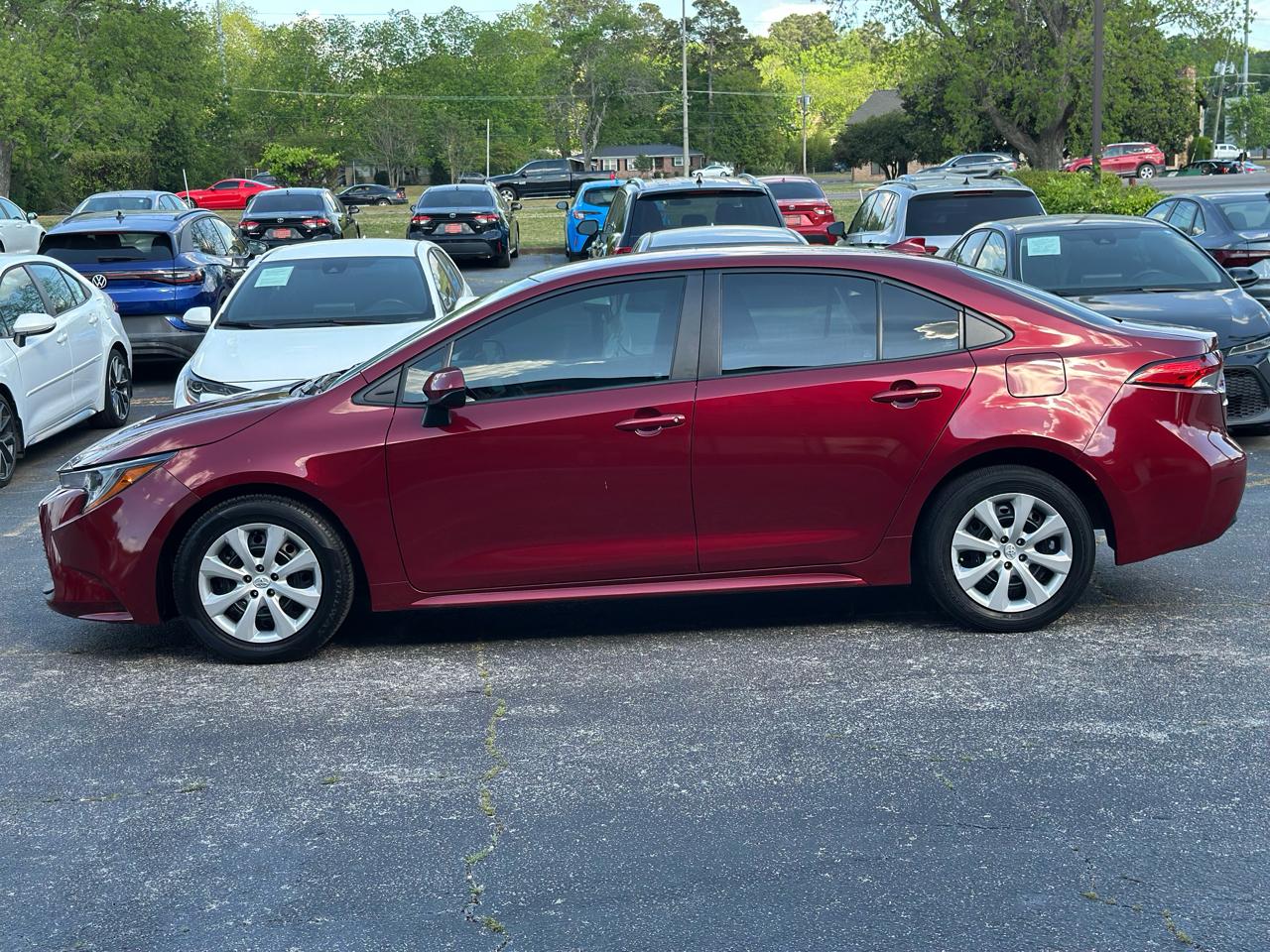 Toyota Corolla LE CVT (Natl) 2024