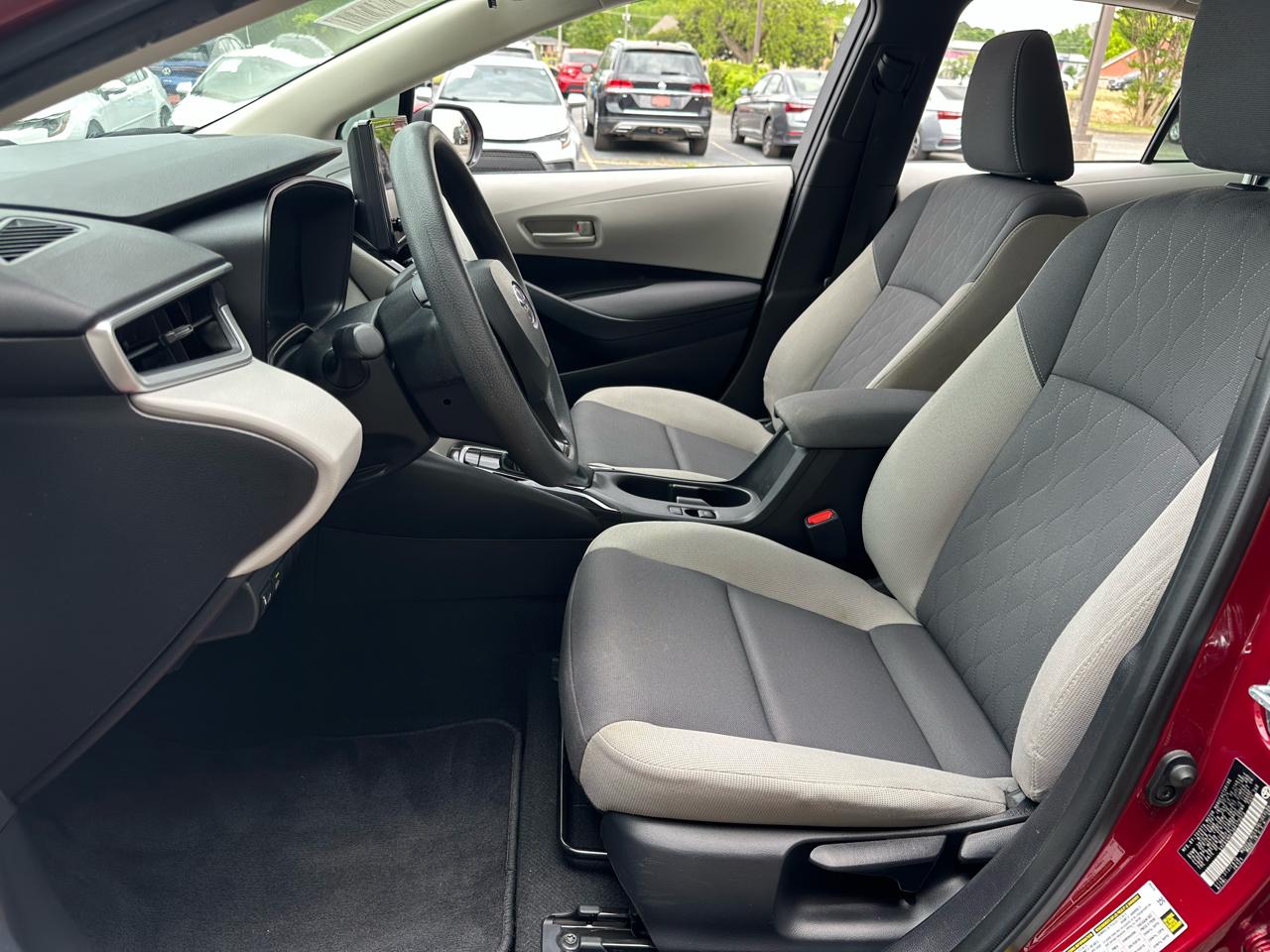 Toyota Corolla LE CVT (Natl) 2024