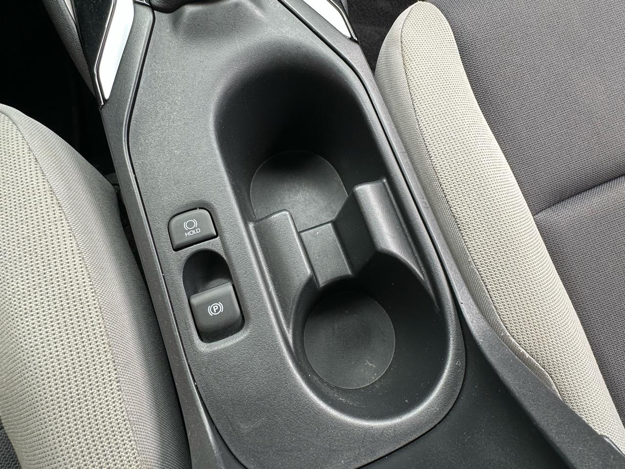 Toyota Corolla LE CVT (Natl) 2024