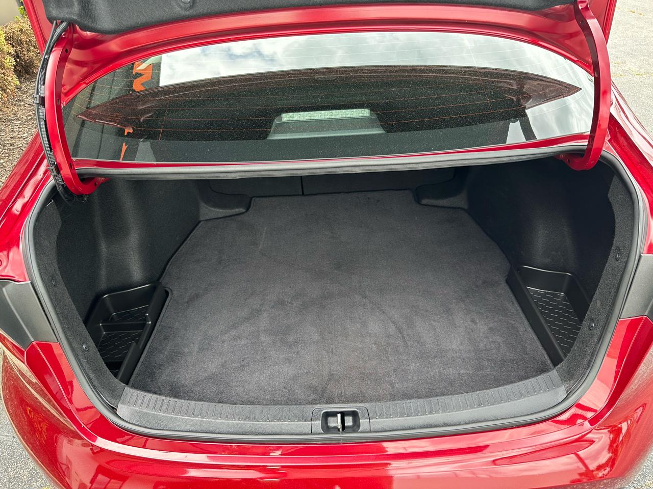 Toyota Corolla LE CVT (Natl) 2024