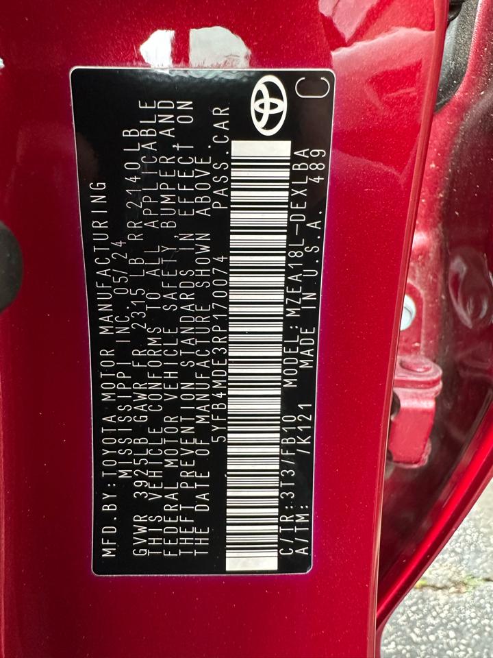 Toyota Corolla LE CVT (Natl) 2024