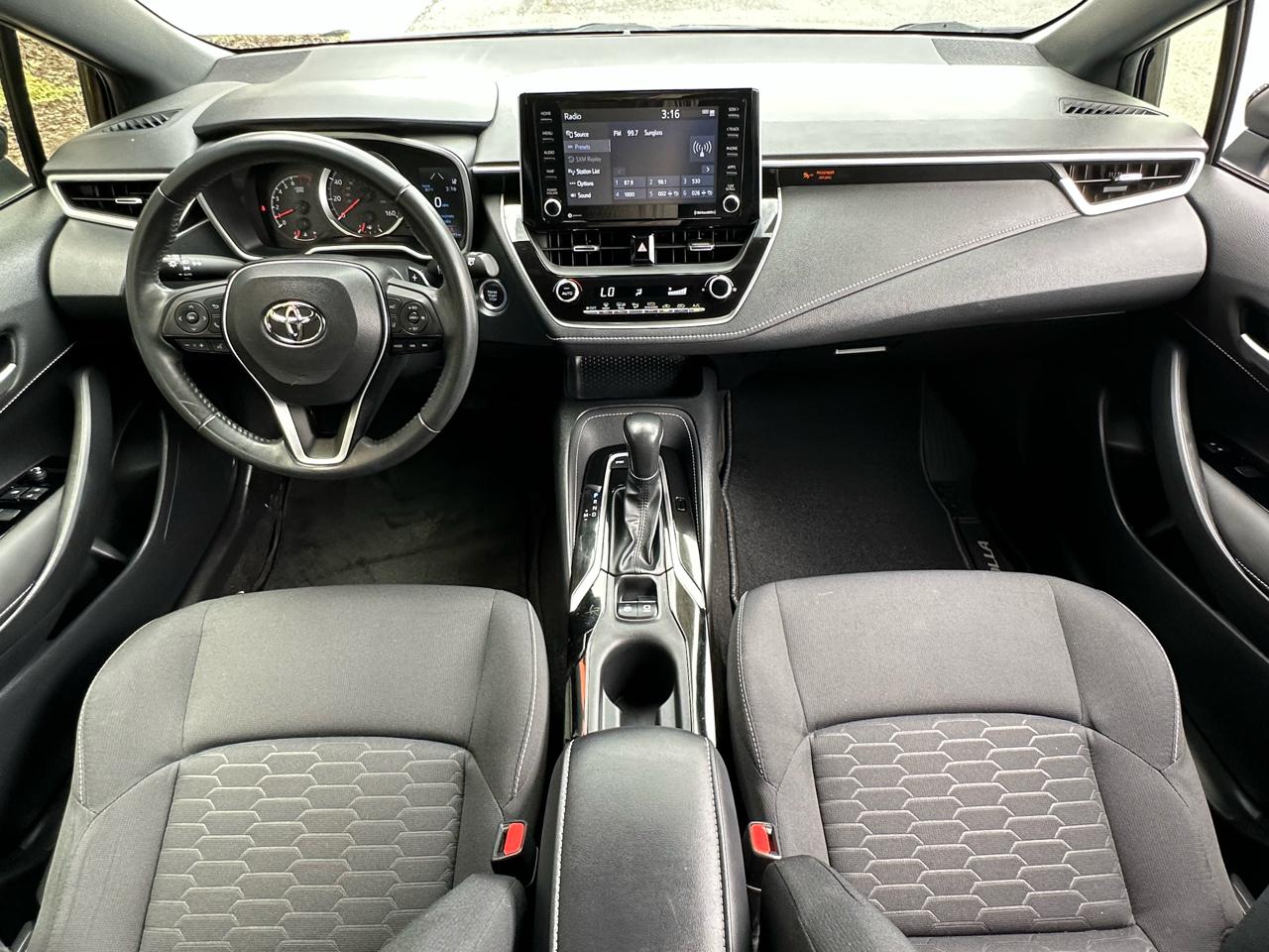 Toyota Corolla Hatchback SE CVT (Natl) 2022