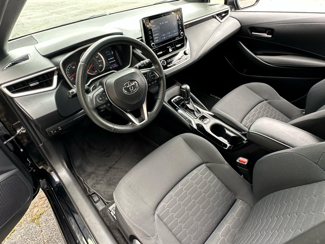 Toyota Corolla Hatchback SE CVT (Natl) 2022