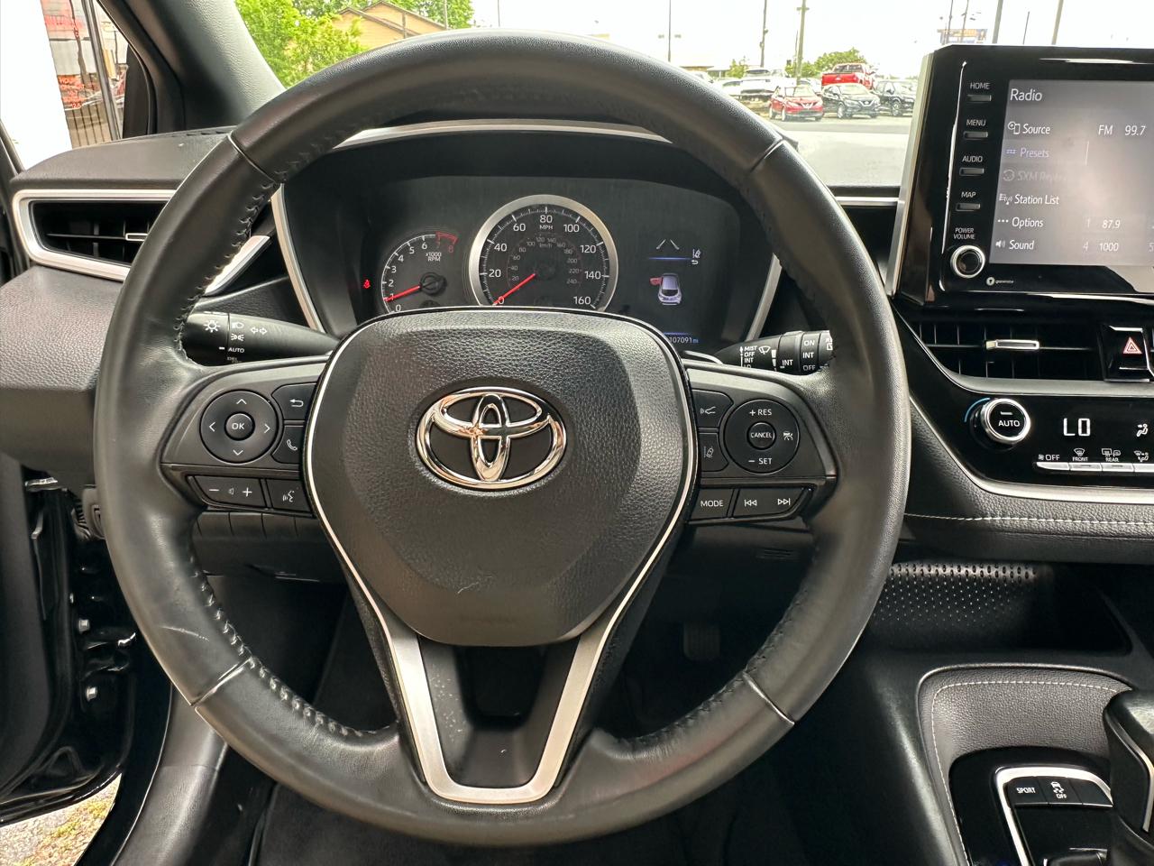 Toyota Corolla Hatchback SE CVT (Natl) 2022