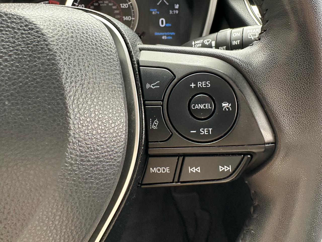 Toyota Corolla Hatchback SE CVT (Natl) 2022