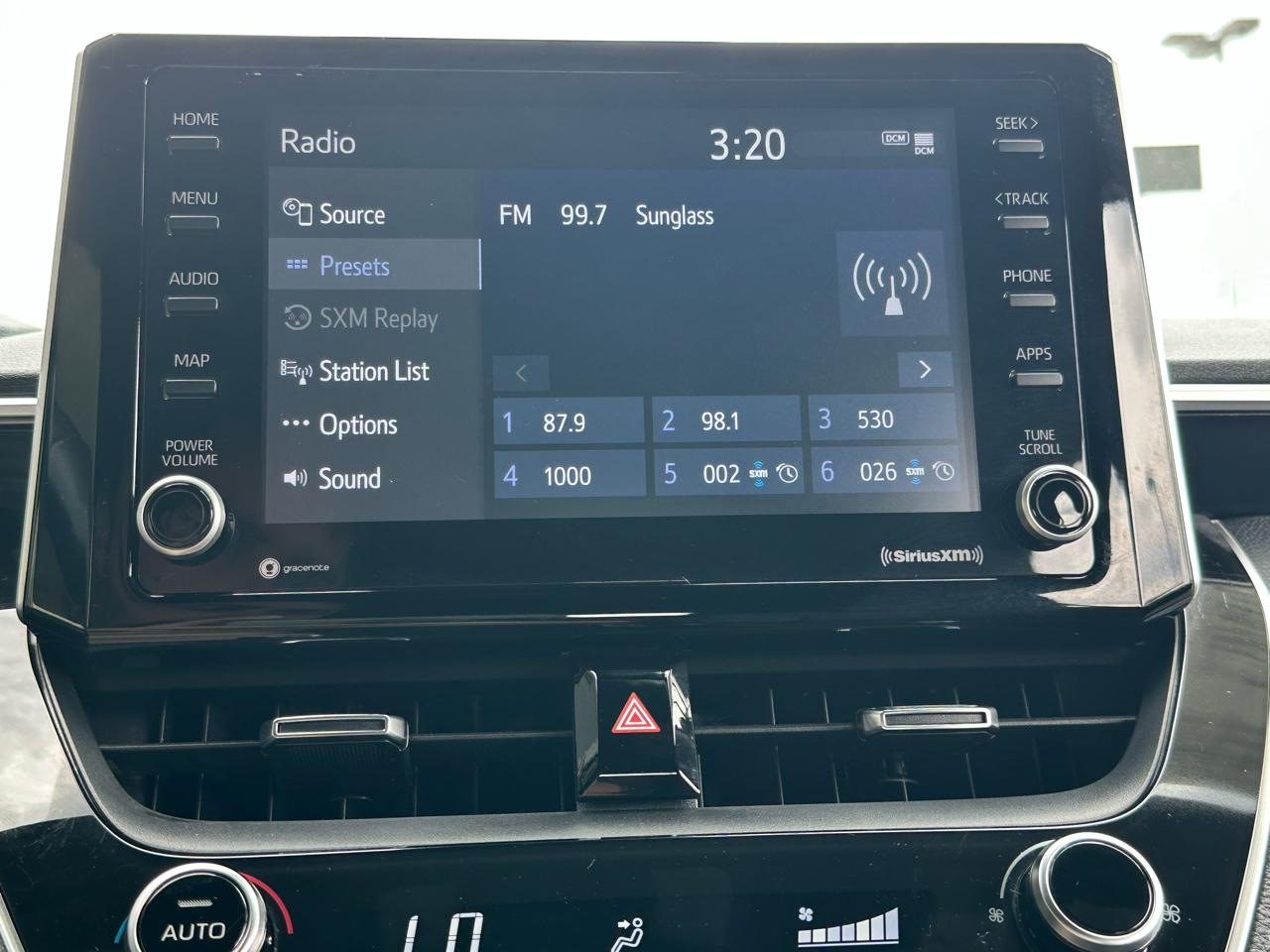 Toyota Corolla Hatchback SE CVT (Natl) 2022