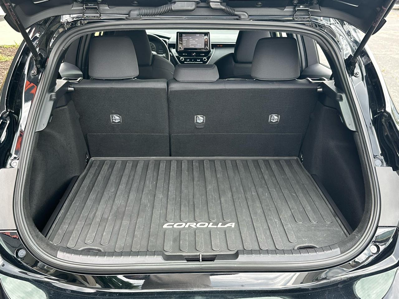 Toyota Corolla Hatchback SE CVT (Natl) 2022