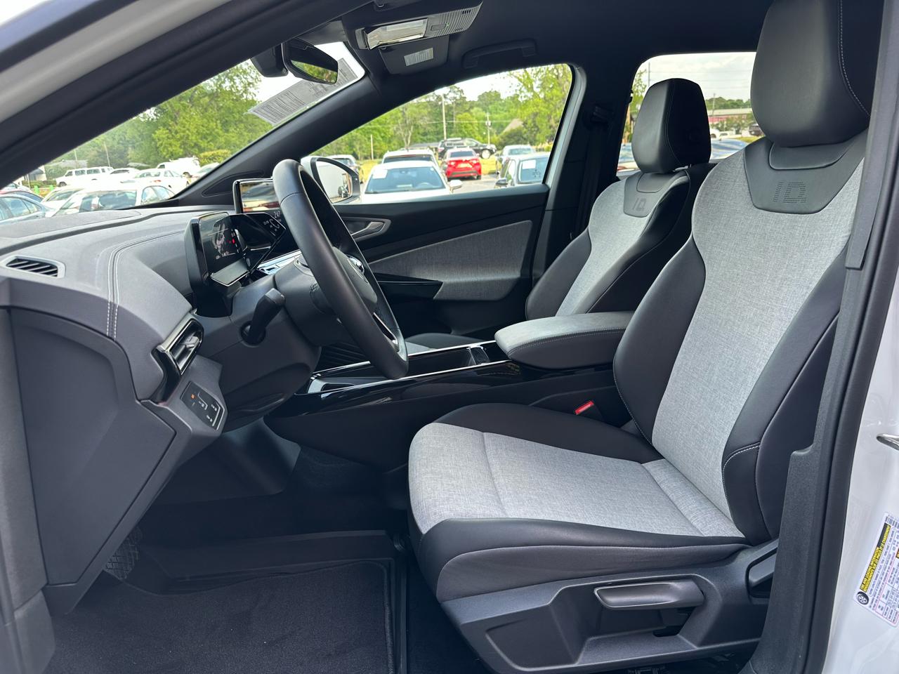 Volkswagen ID.4 Standard RWD w/SK On Battery 2023