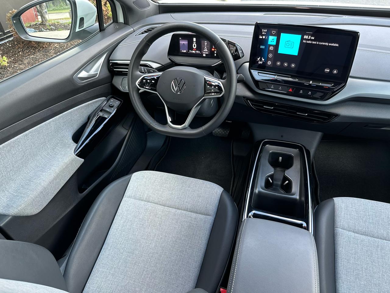 Volkswagen ID.4 Standard RWD w/SK On Battery 2023