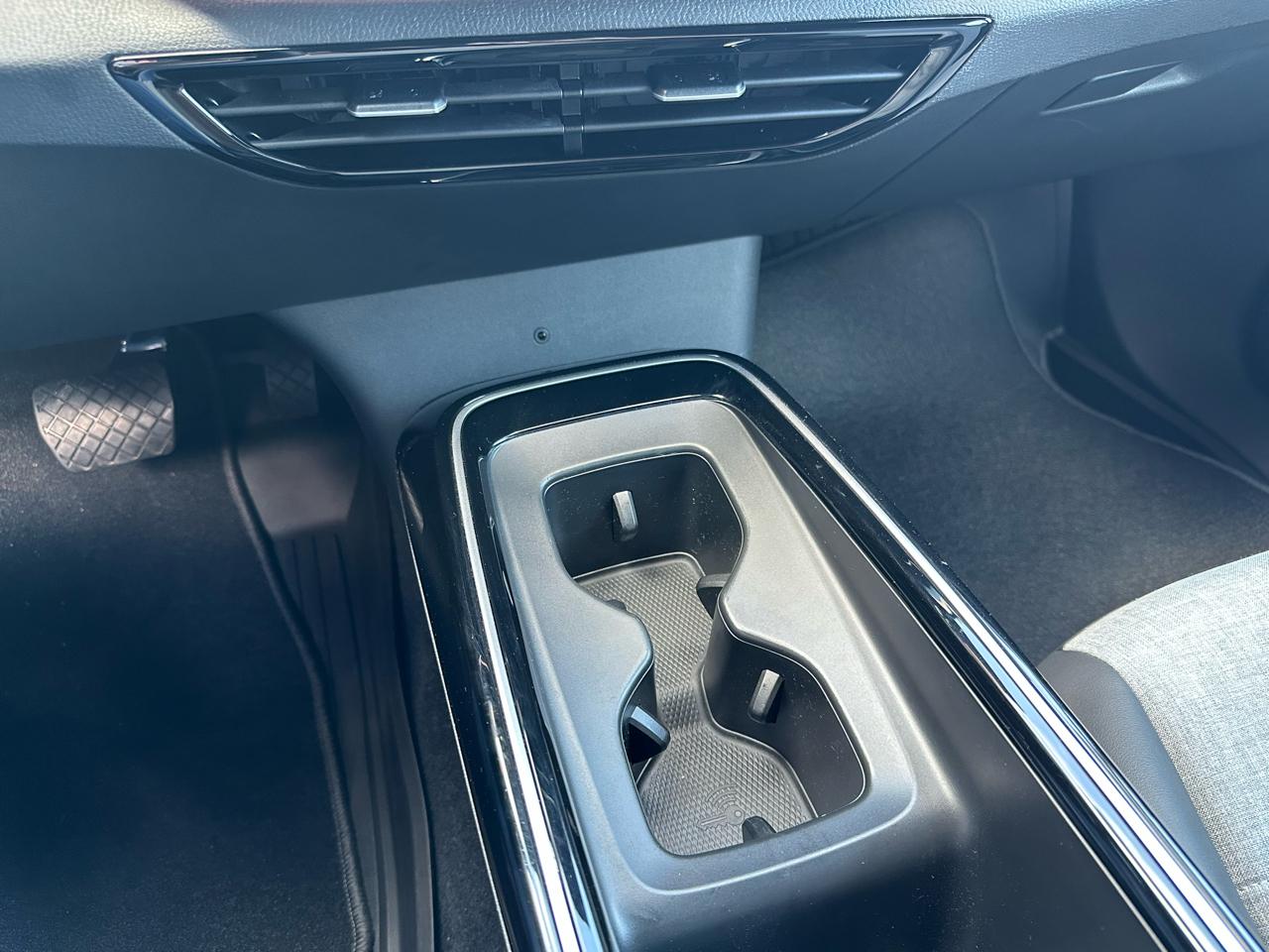 Volkswagen ID.4 Standard RWD w/SK On Battery 2023