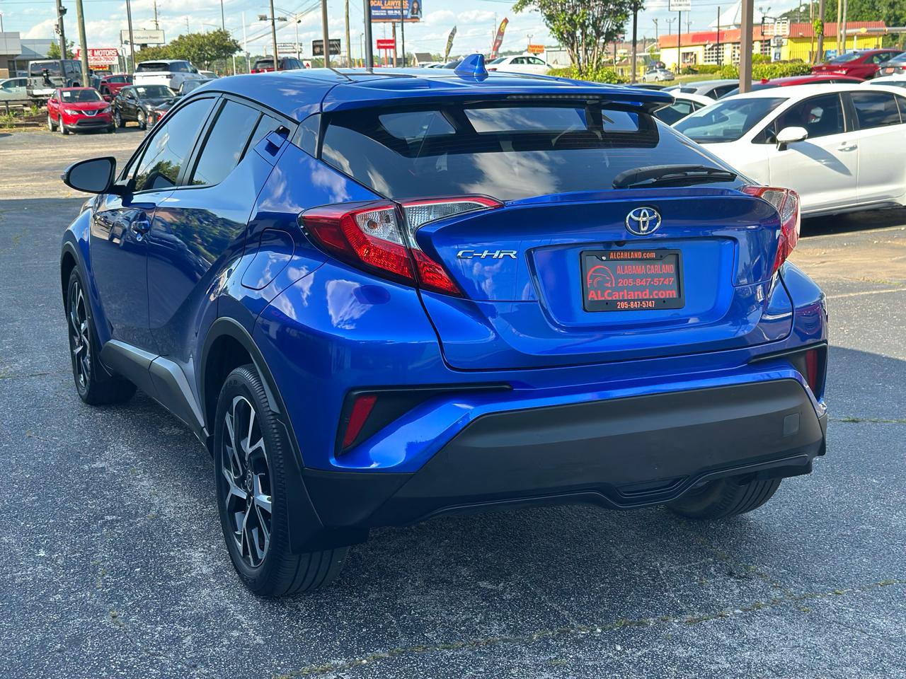 Toyota C-HR XLE FWD (Natl) 2021