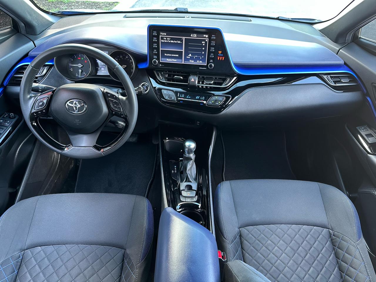 Toyota C-HR XLE FWD (Natl) 2021