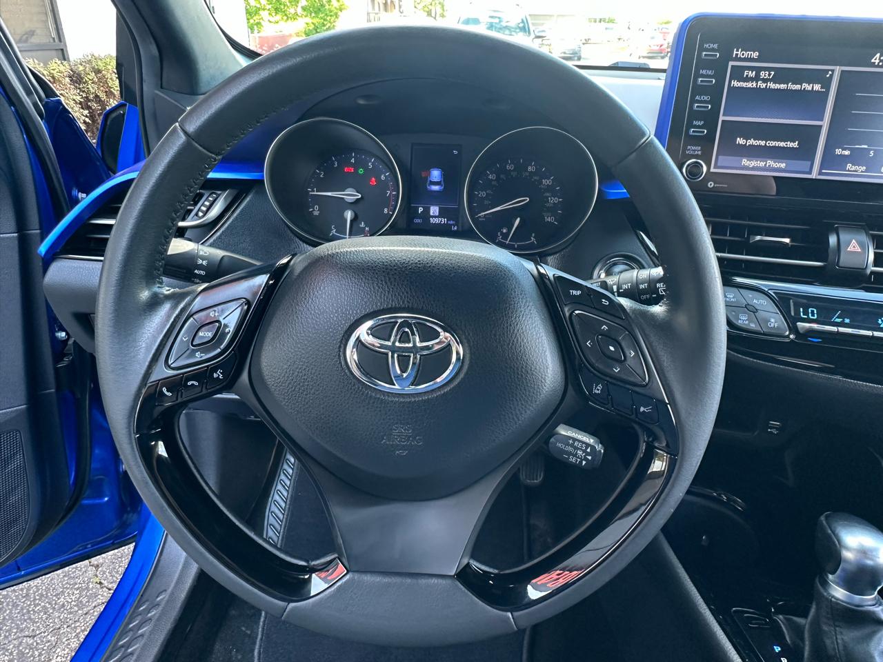 Toyota C-HR XLE FWD (Natl) 2021