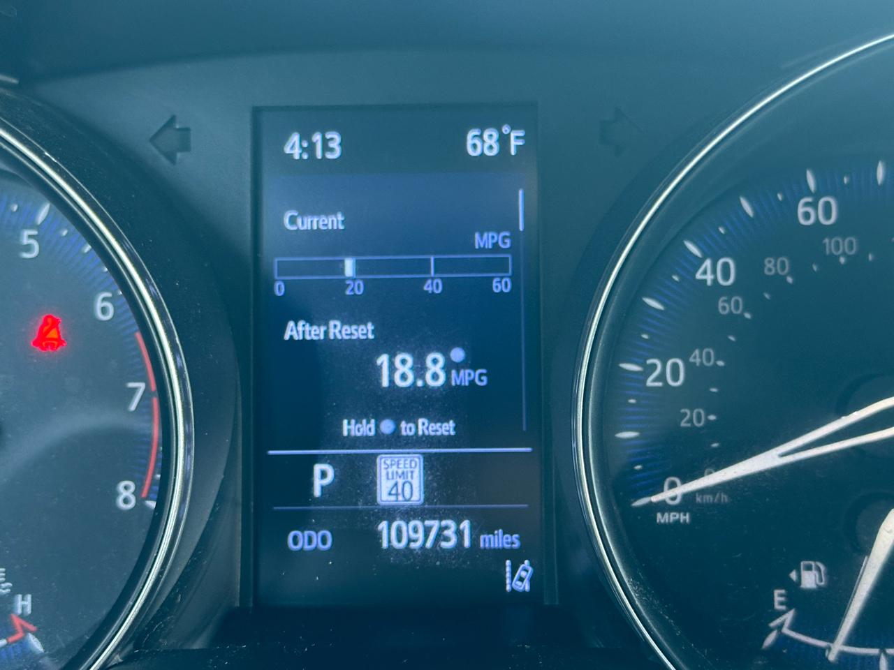 Toyota C-HR XLE FWD (Natl) 2021