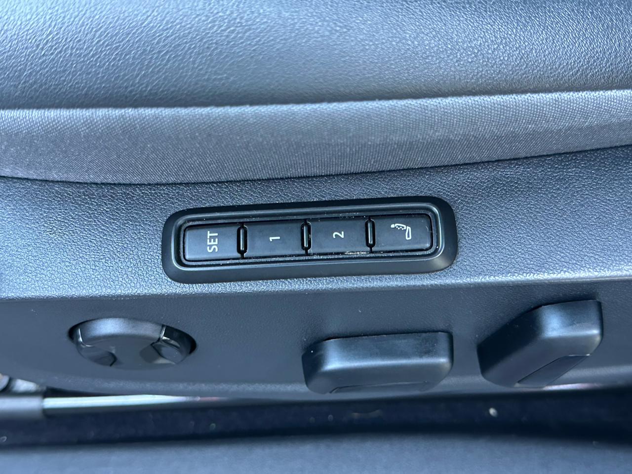 Volkswagen ID.4 Pro S AWD w/SK On Battery 2023