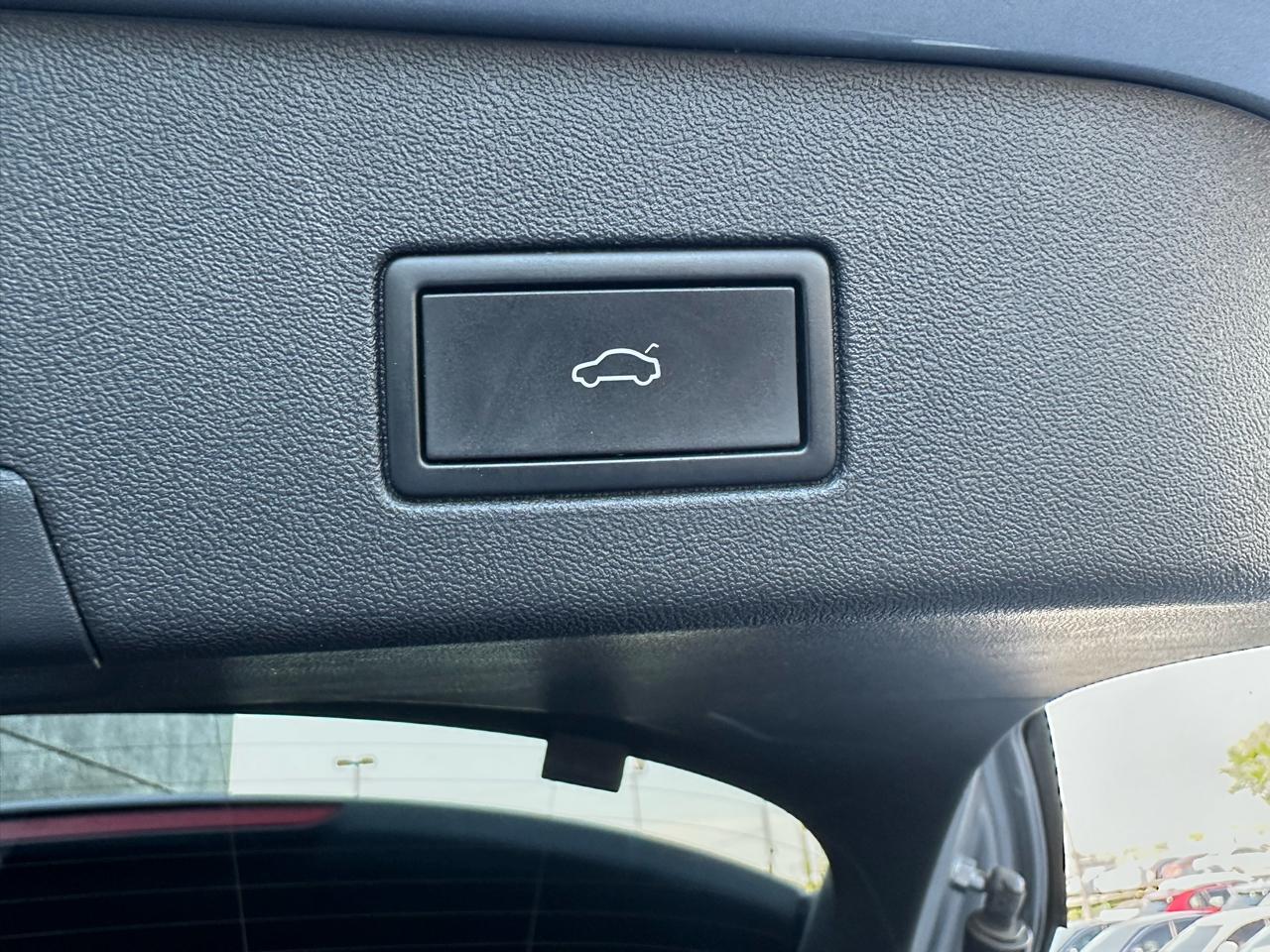 Volkswagen ID.4 Pro S AWD w/SK On Battery 2023