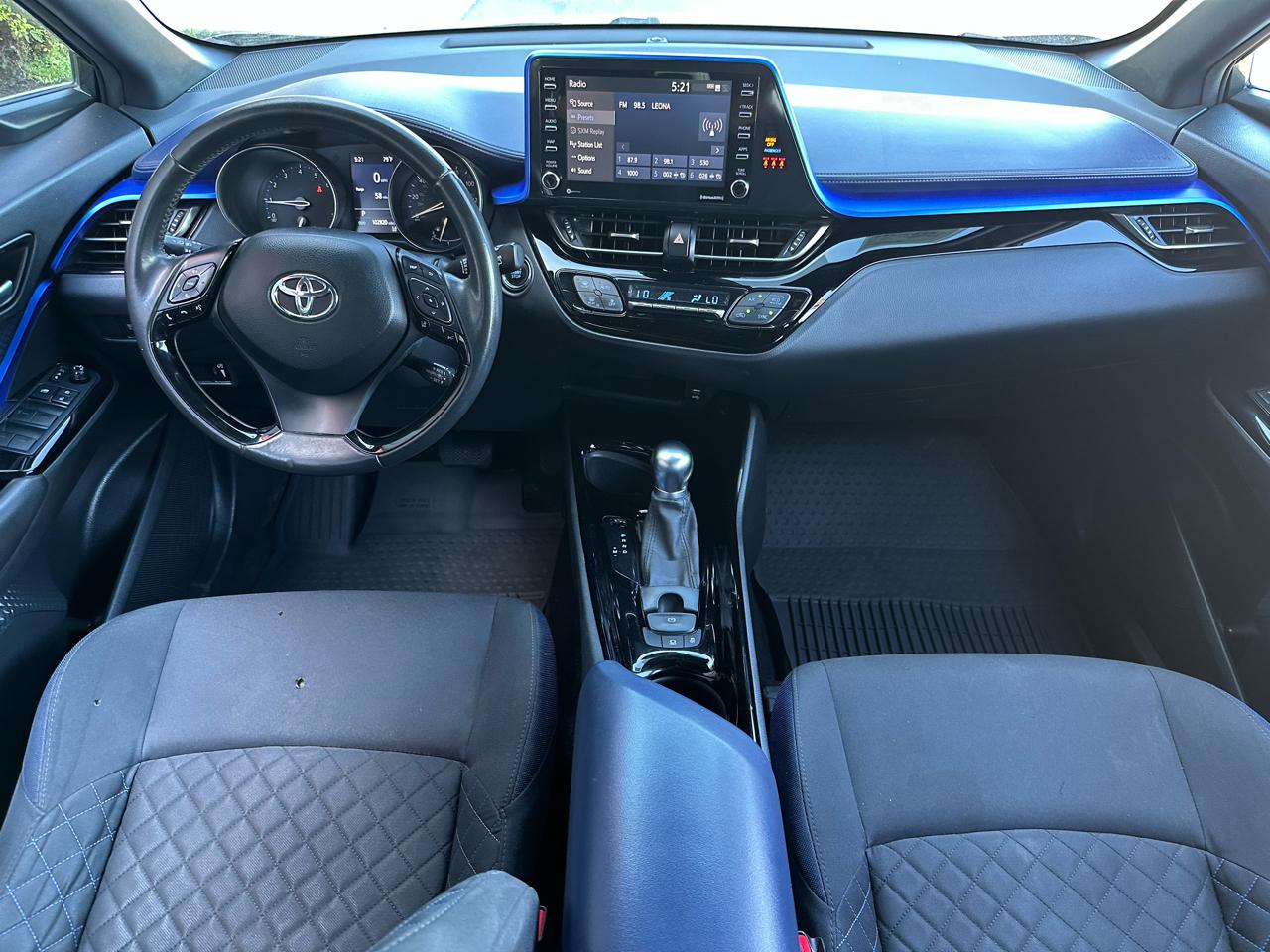 Toyota C-HR XLE FWD (Natl) 2021