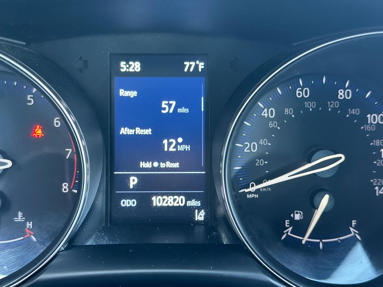 Toyota C-HR XLE FWD (Natl) 2021