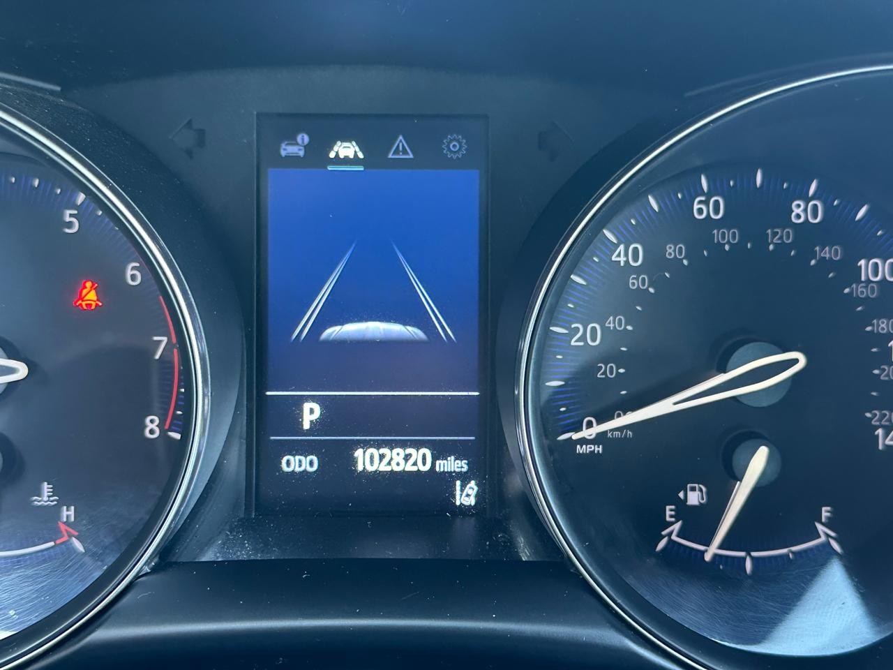 Toyota C-HR XLE FWD (Natl) 2021
