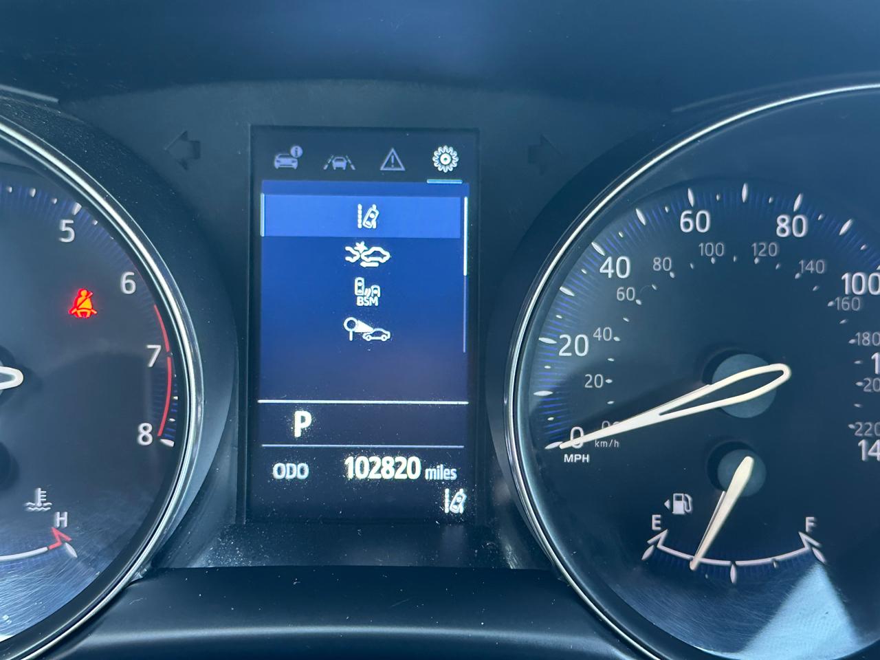 Toyota C-HR XLE FWD (Natl) 2021