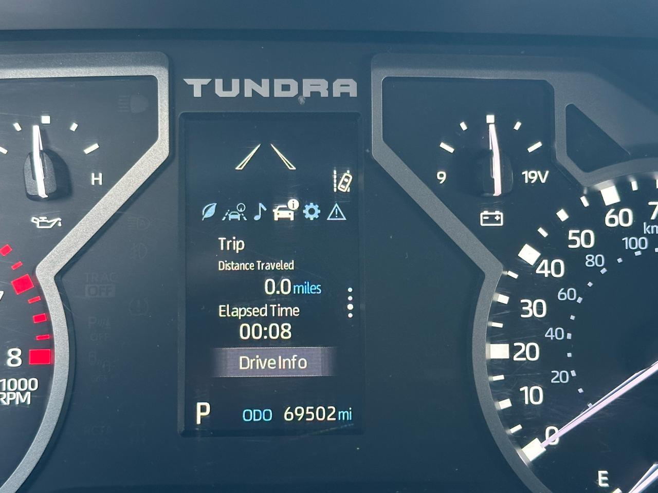 Toyota Tundra 2WD SR5 CrewMax 5.5' Bed (Natl) 2023