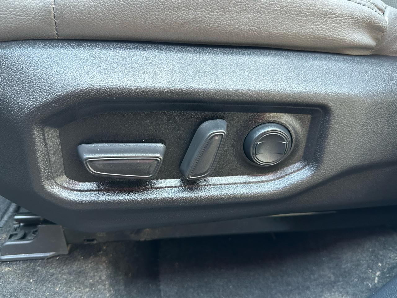 Toyota Tundra 2WD SR5 CrewMax 5.5' Bed (Natl) 2023