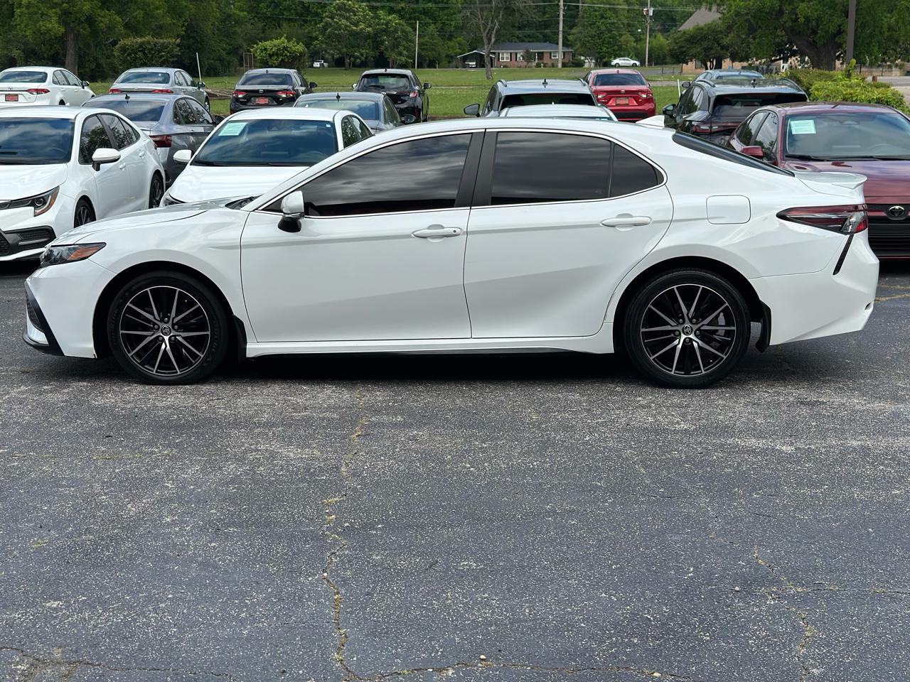 Toyota Camry SE Auto (Natl) 2023