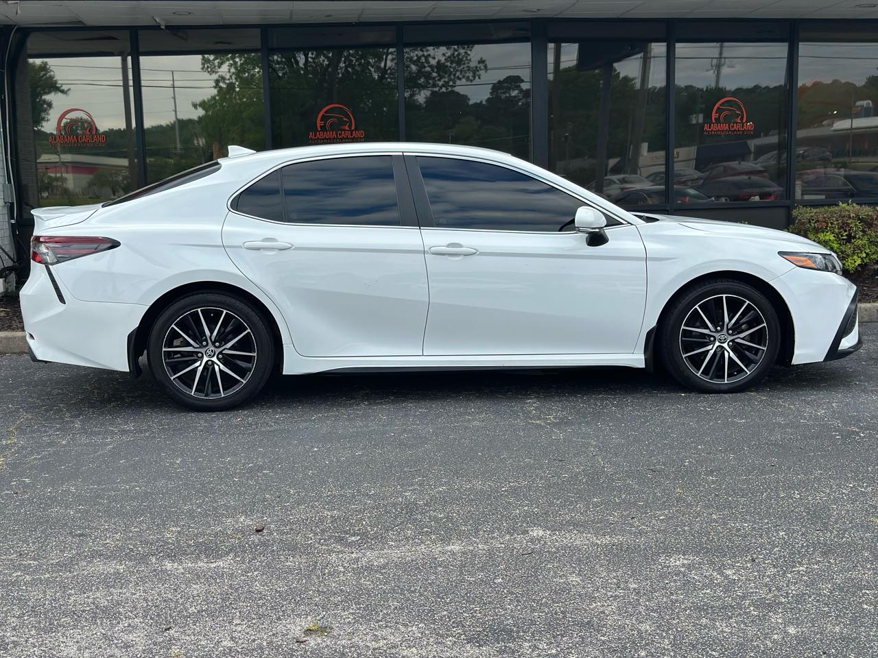 Toyota Camry SE Auto (Natl) 2023