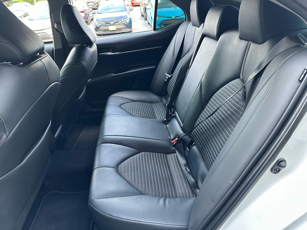 Toyota Camry SE Auto (Natl) 2023