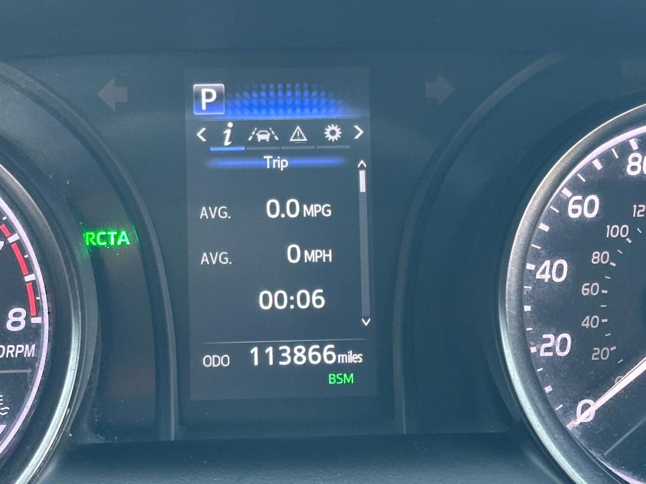 Toyota Camry SE Auto (Natl) 2023