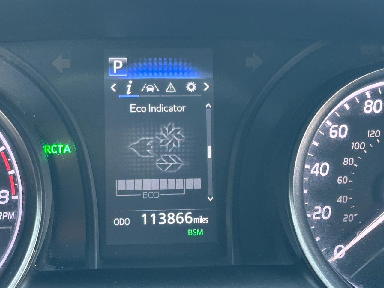 Toyota Camry SE Auto (Natl) 2023