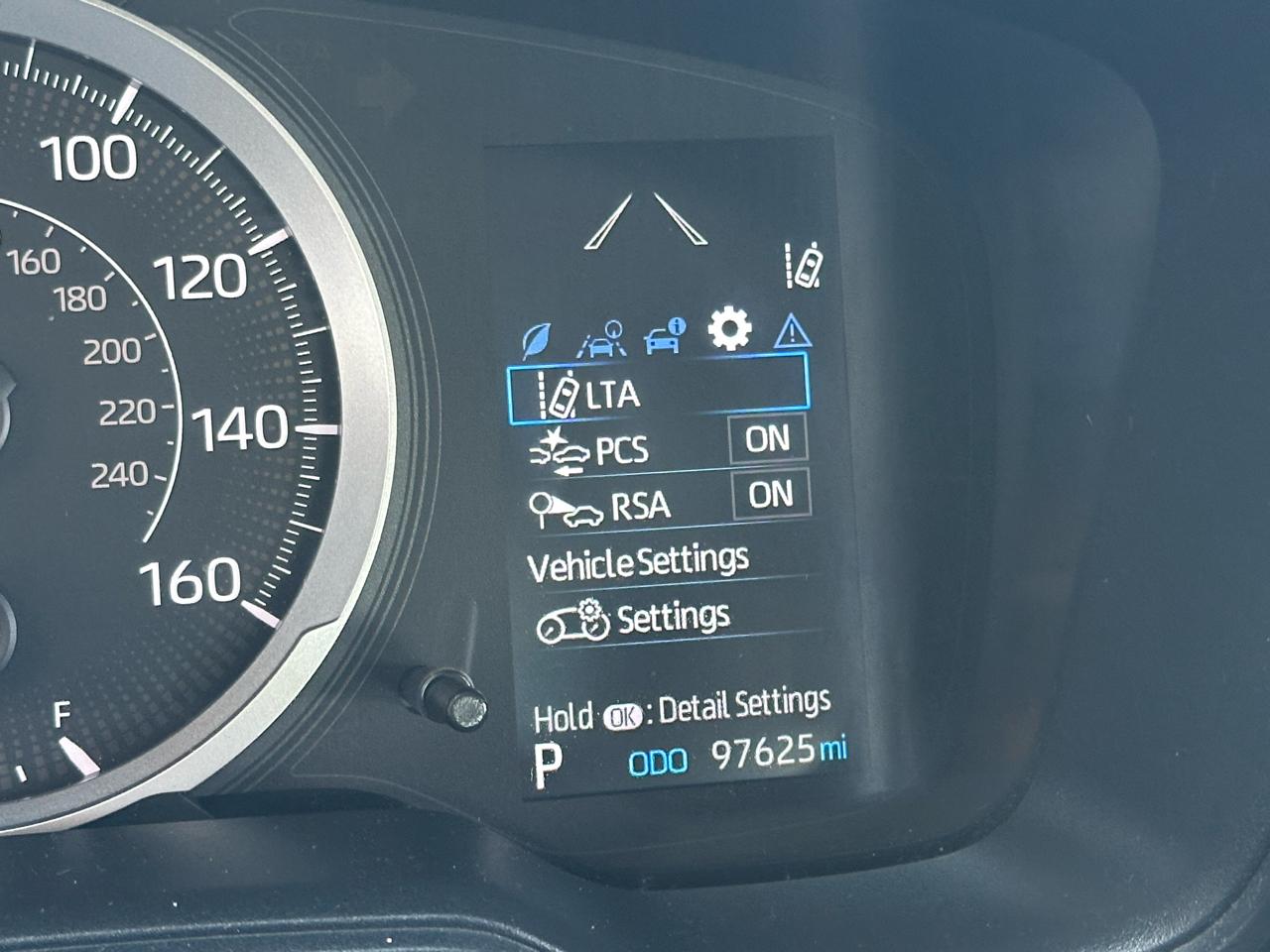 Toyota Corolla LE CVT (Natl) 2021