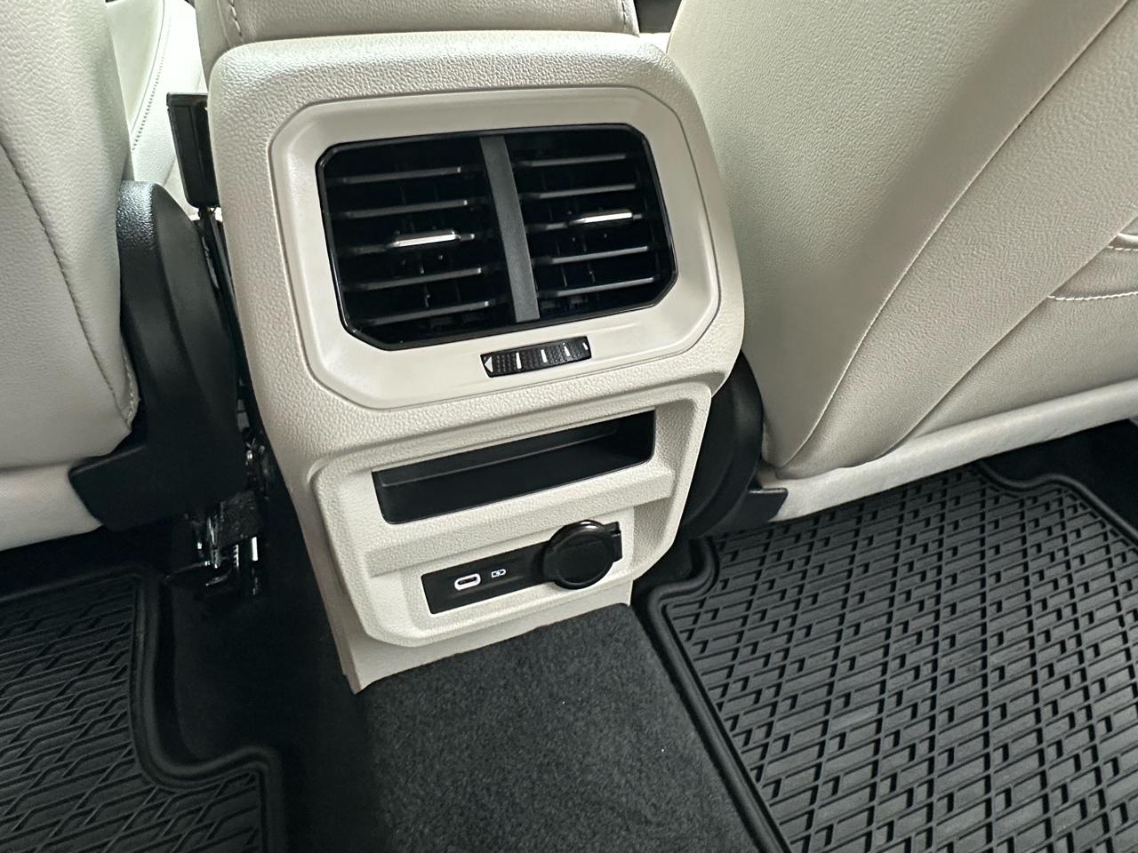 Volkswagen Tiguan 2.0T SE FWD 2023