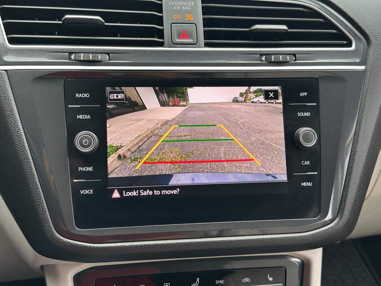 Volkswagen Tiguan 2.0T SE FWD 2023