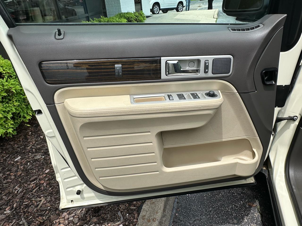 Lincoln MKX AWD 4dr 2008