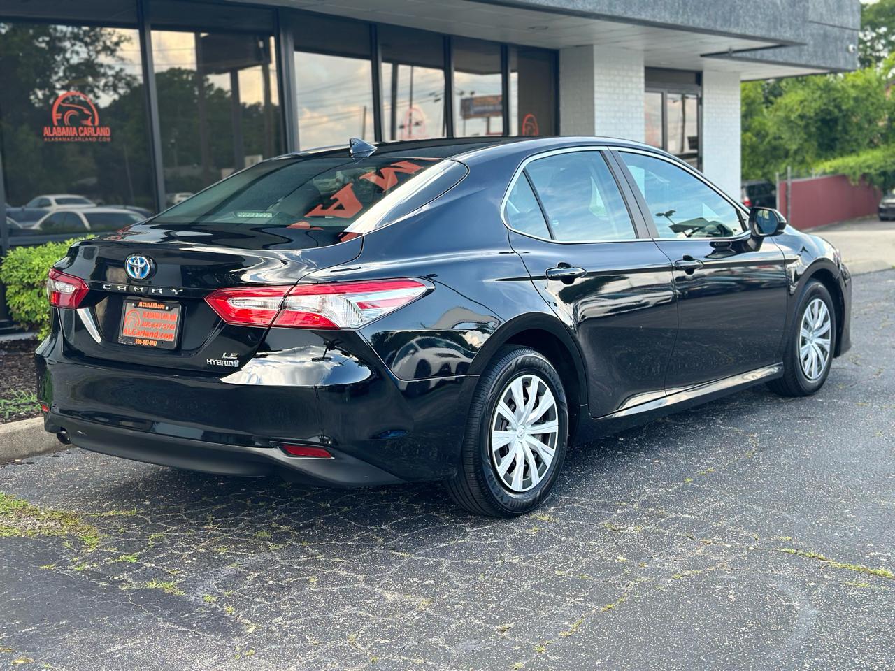 Toyota Camry Hybrid LE CVT (Natl) 2020