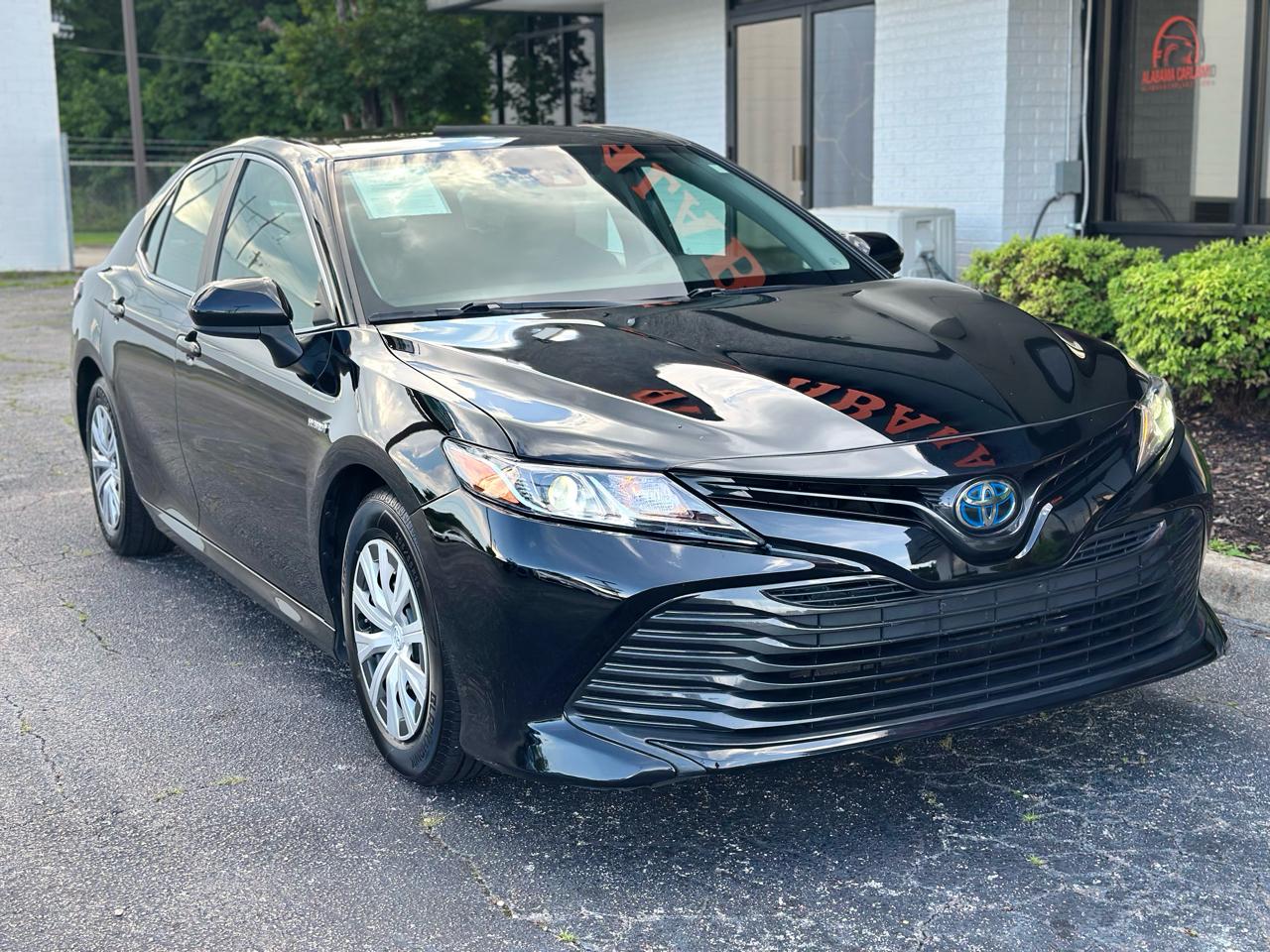 Toyota Camry Hybrid LE CVT (Natl) 2020