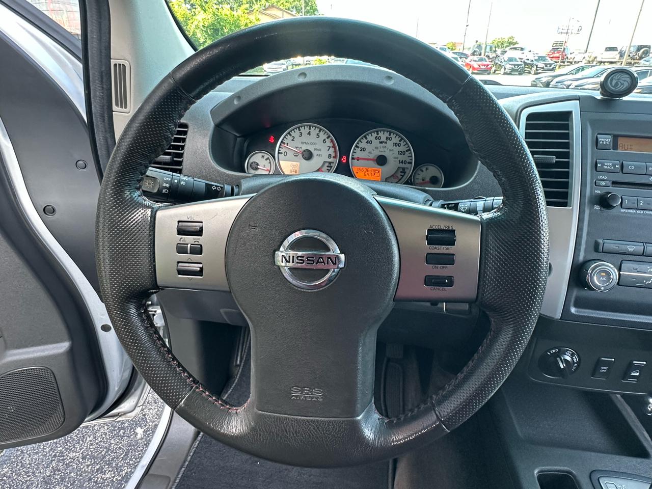 Nissan Xterra 4WD 4dr Auto Pro-4X 2011