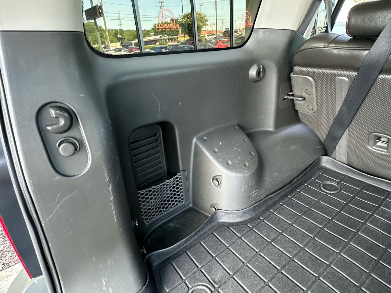 Nissan Xterra 4WD 4dr Auto Pro-4X 2011