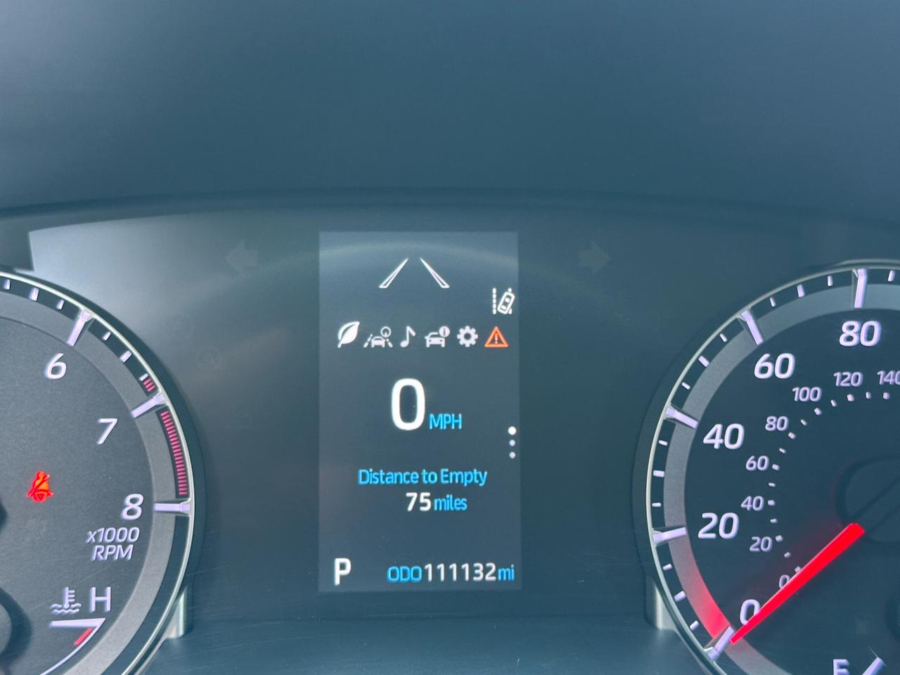 Toyota Highlander LE FWD (Natl) 2021