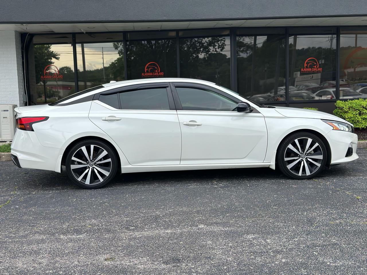Nissan Altima 2.5 SR Sedan 2019