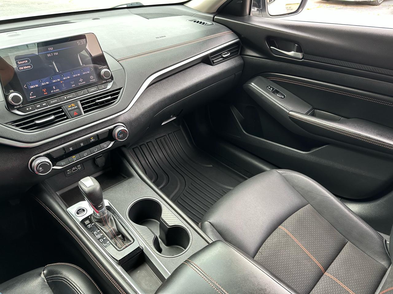 Nissan Altima 2.5 SR Sedan 2019