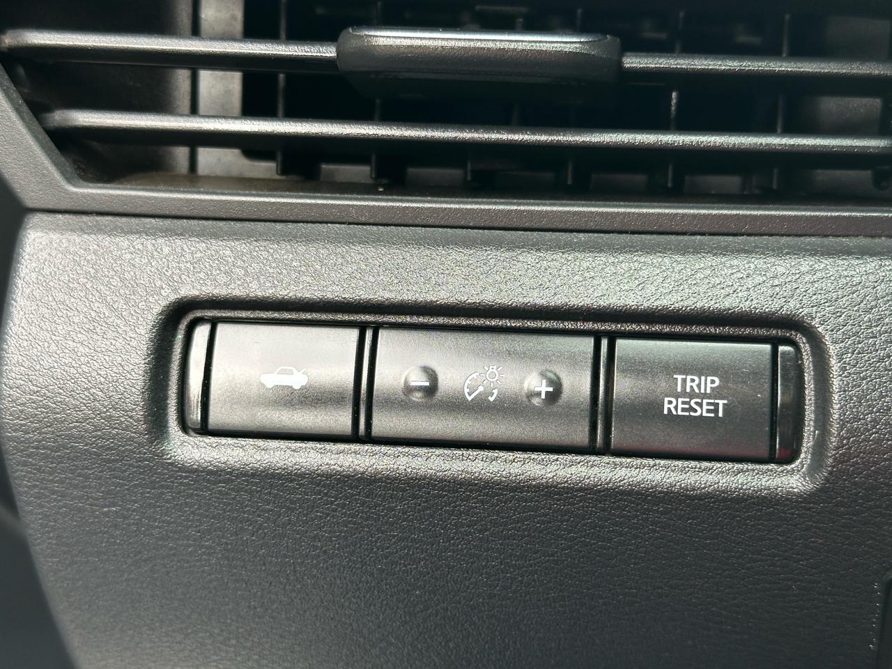 Nissan Altima 2.5 SR Sedan 2019