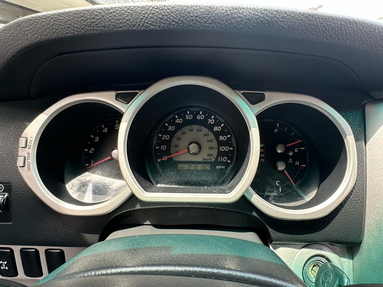 Toyota 4Runner 4dr SR5 V6 Auto 4WD (Natl) 2004