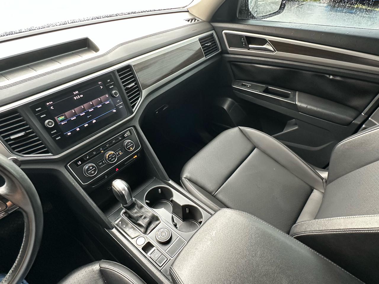 Volkswagen Atlas 3.6L V6 SE w/Technology 4MOTION 2019