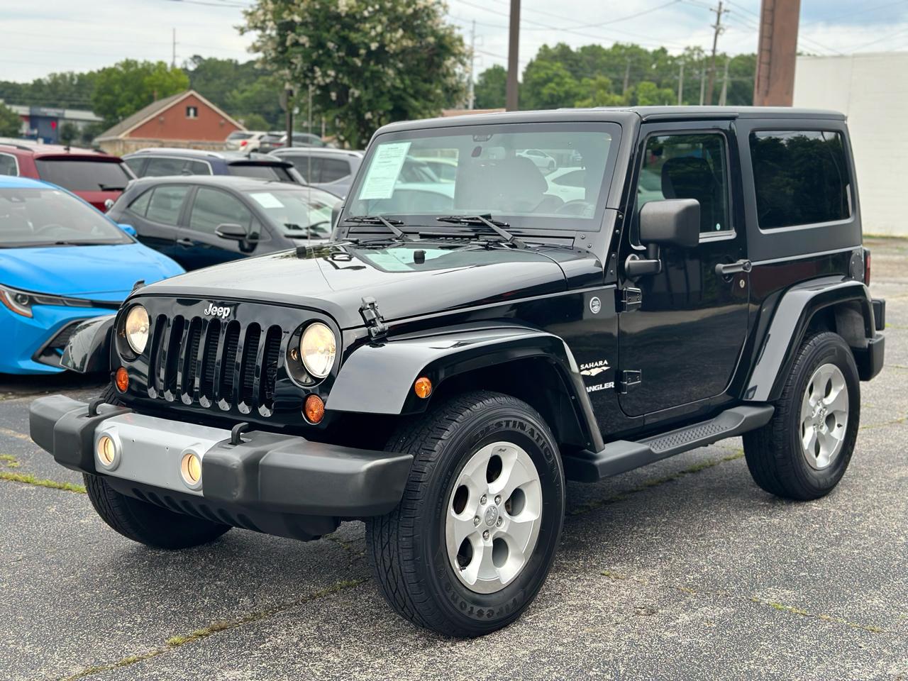 Jeep Wrangler 4WD 2dr Sahara 2013