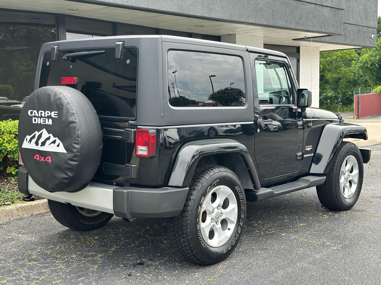 Jeep Wrangler 4WD 2dr Sahara 2013